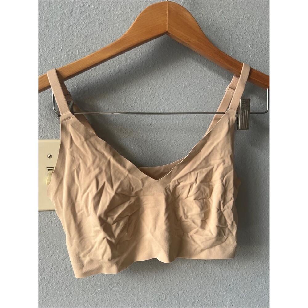 Seamless Nude Wireless -Bralette - Nude View 2